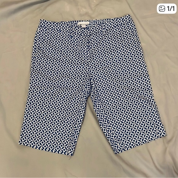 Women’s walking shorts - Picture 2 of 2